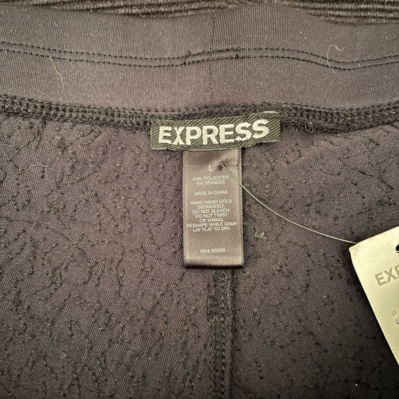 Express size  Large Black sequin pull on legging  run a bit large fits 12-14 - Picture 12 of 16